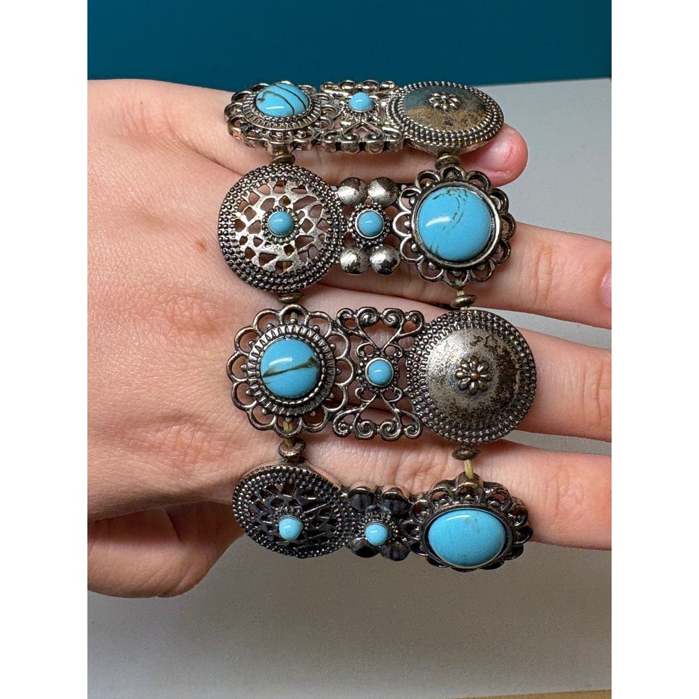 Western Silver Tone Faux Turquoise Concho Stretch Cuff Bracelet